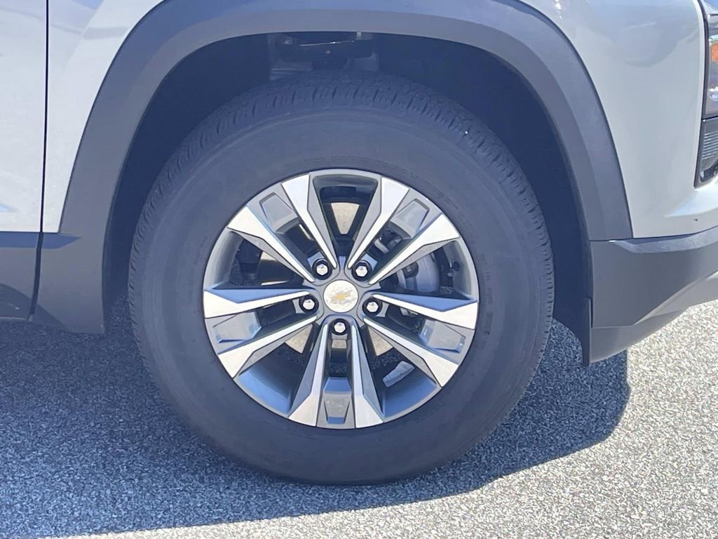 New 2026 Chevrolet Equinox LT image 10