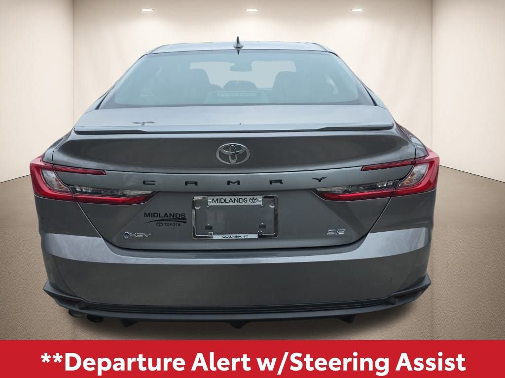 Used 2025 Toyota Camry SE image 5