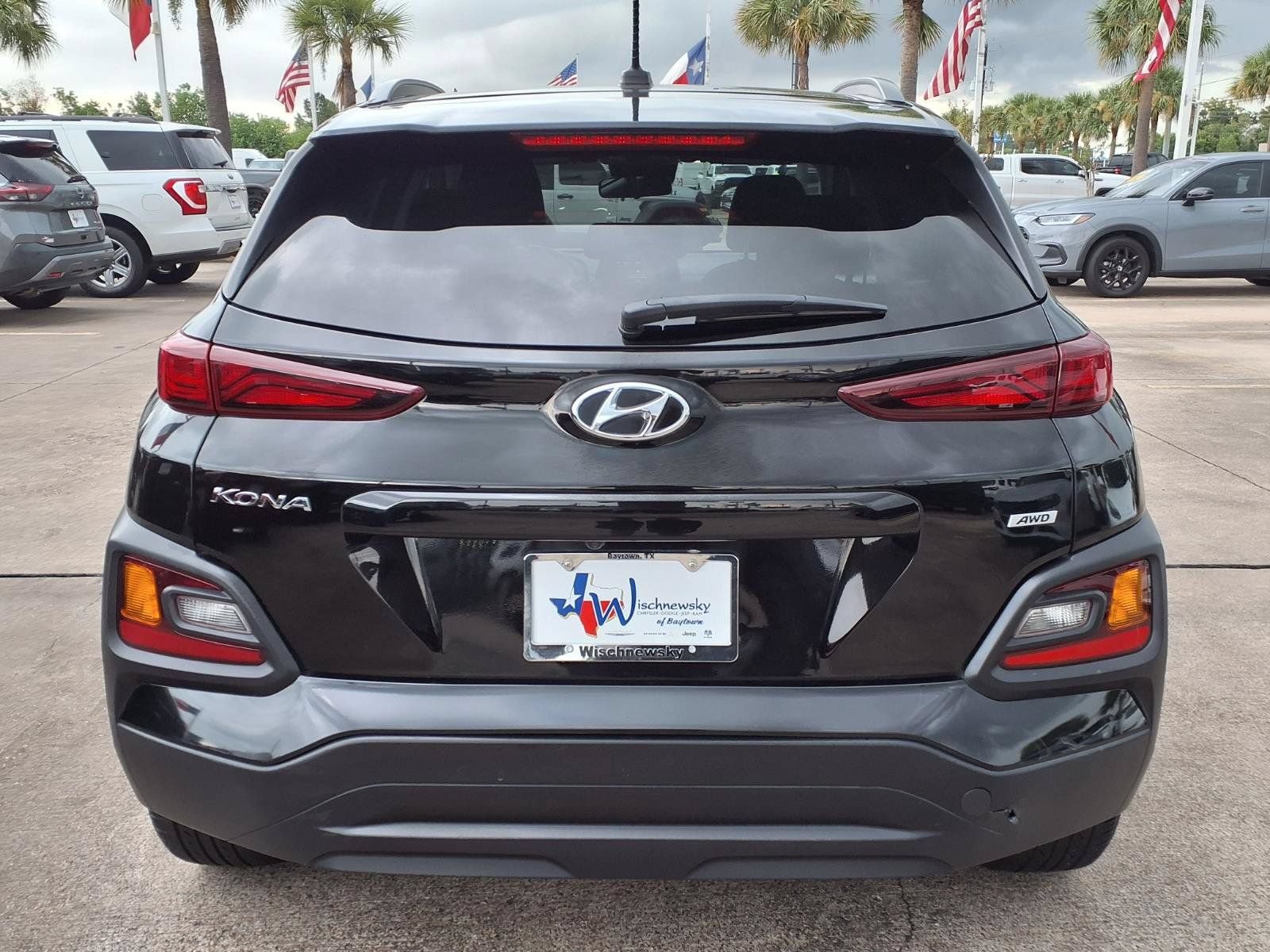 Used 2021 Hyundai Kona SEL w/ Cargo Package AWD/4WD image 6