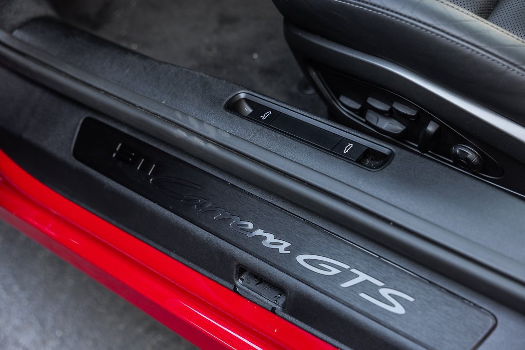 Certified 2024 Porsche 911 Carrera GTS RWD image 19