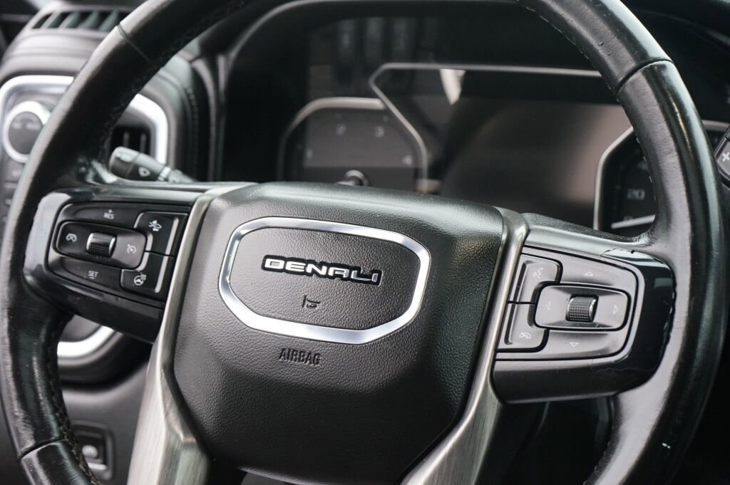 Used 2021 GMC Sierra 2500 Denali w/ Denali Ultimate Package image 17