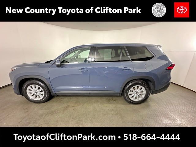 Used 2024 Toyota Grand Highlander XLE AWD/4WD image 6