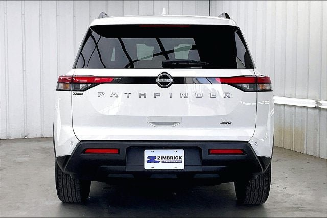 Used 2025 Nissan Pathfinder SV AWD/4WD image 4