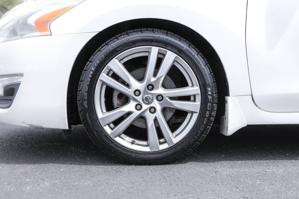 Used 2013 Nissan Altima 3.5 S FWD image 14