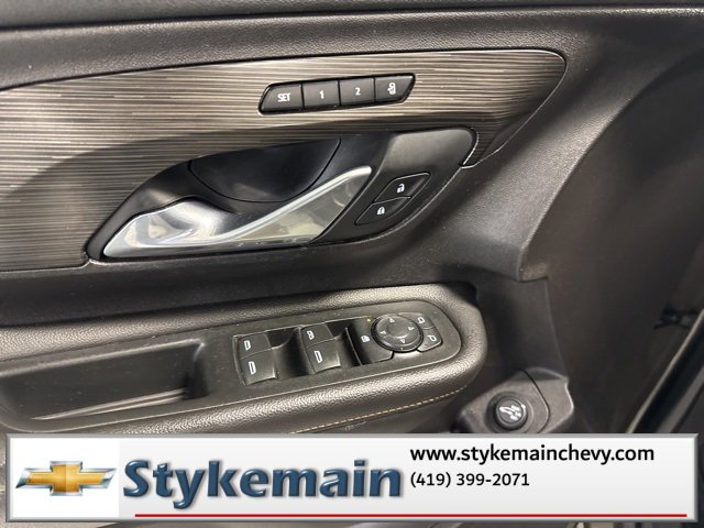 Used 2019 GMC Terrain SLT w/ Preferred Package image 39