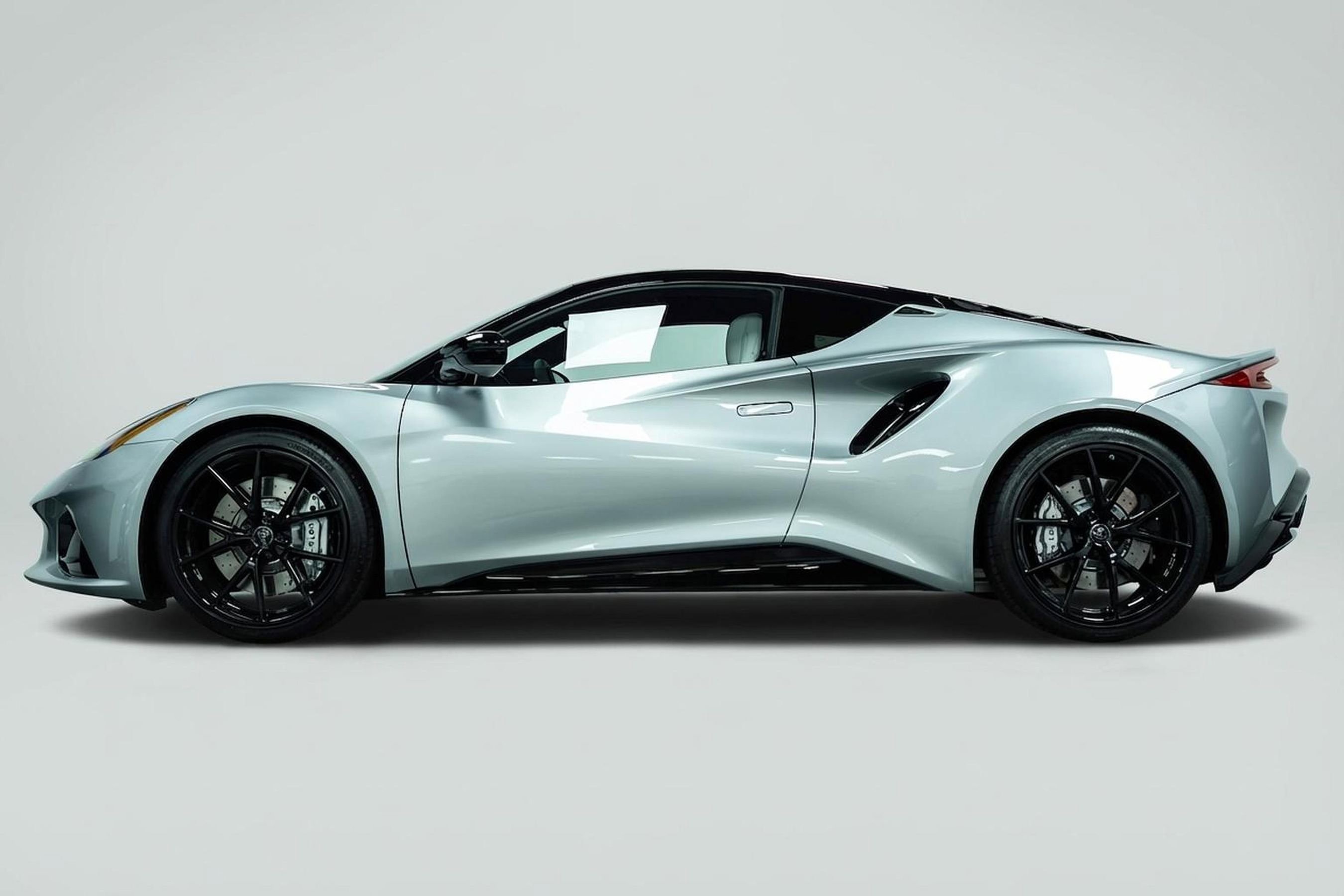 New 2026 Lotus Emira SE image 13