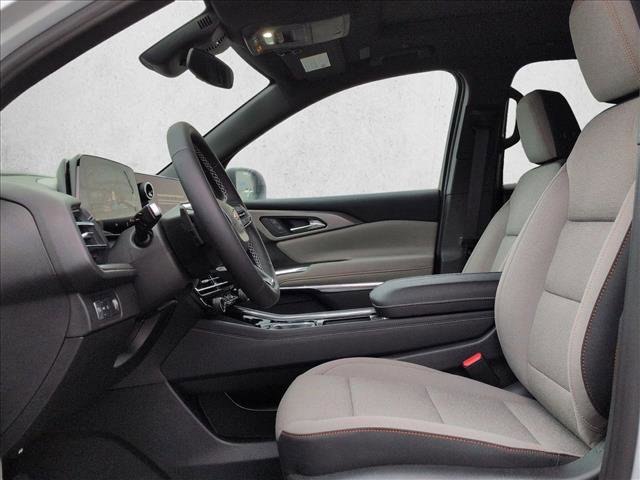 New 2026 Chevrolet Traverse LT w/ Sun and Wheel Package image 4