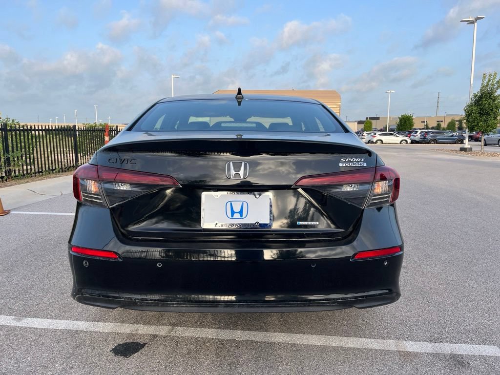 Used 2025 Honda Civic Sport Touring image 6