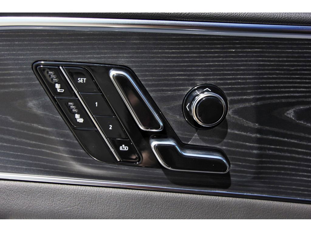 New 2026 Cadillac Lyriq Sport image 22