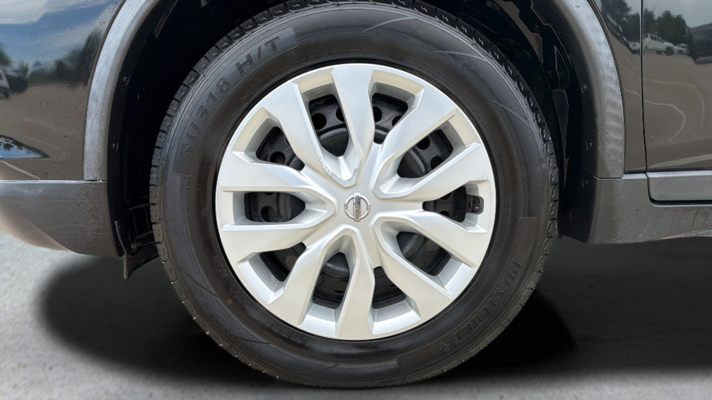 Used 2018 Nissan Rogue S AWD/4WD image 14