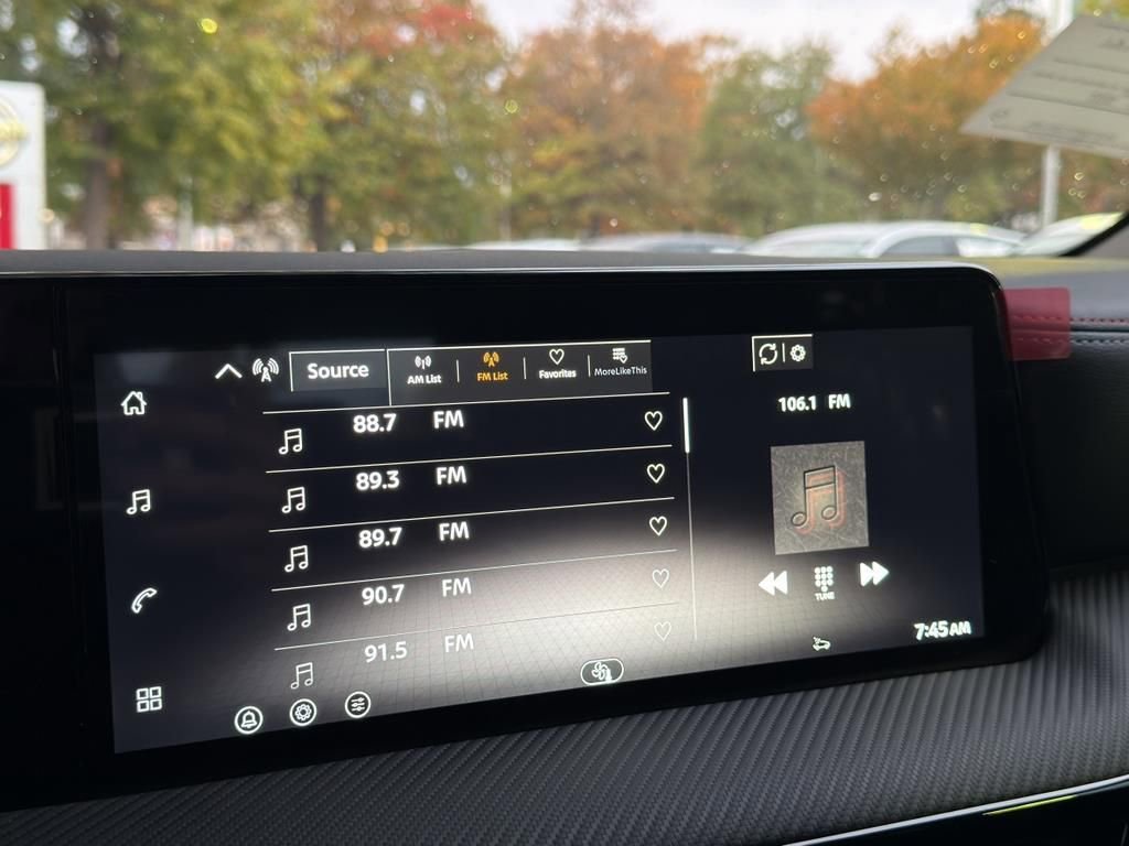 New 2026 Nissan Kicks SR image 24