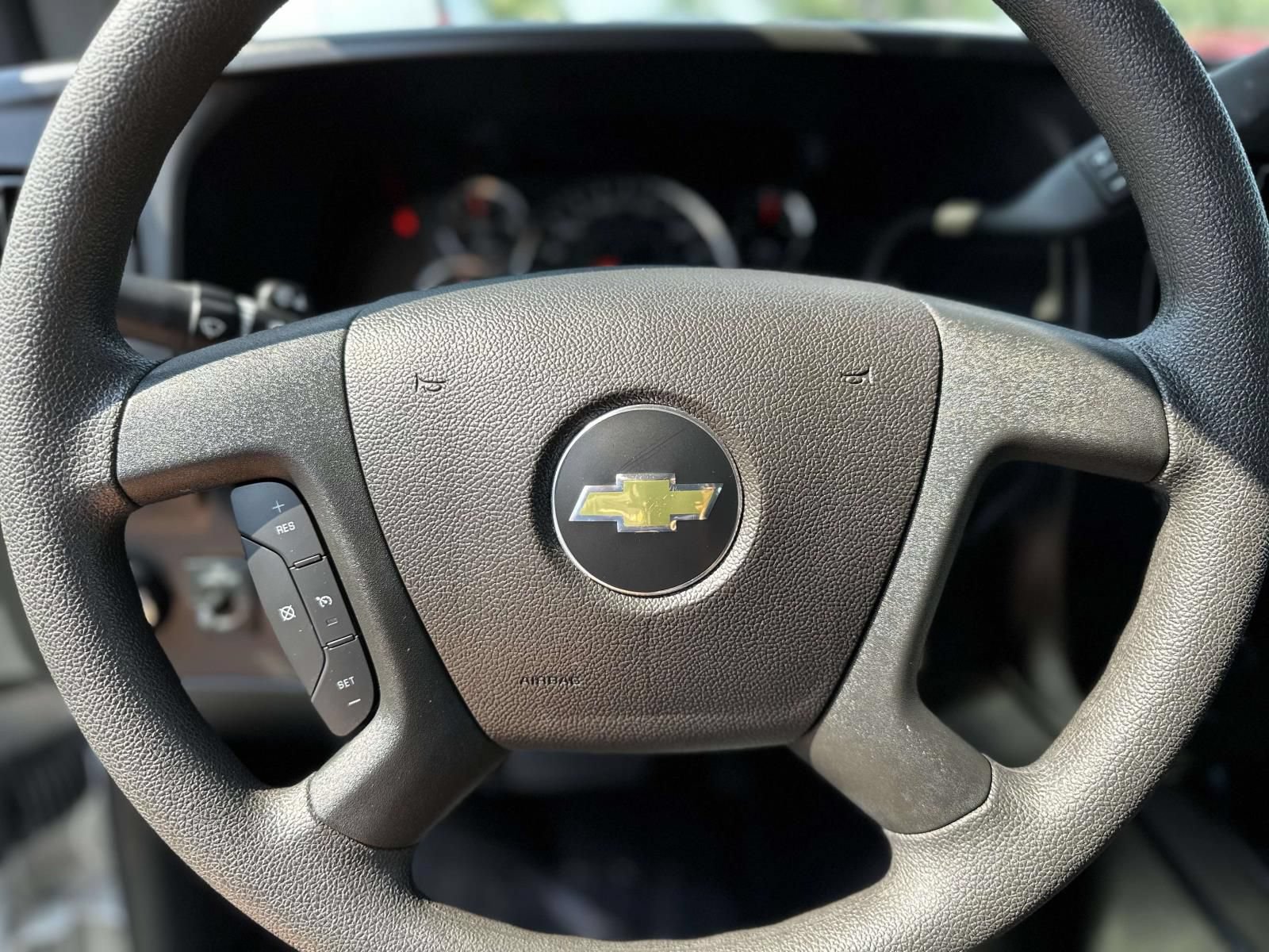 Certified 2025 Chevrolet Express 2500 w/ Driver Convenience Package RWD image 14
