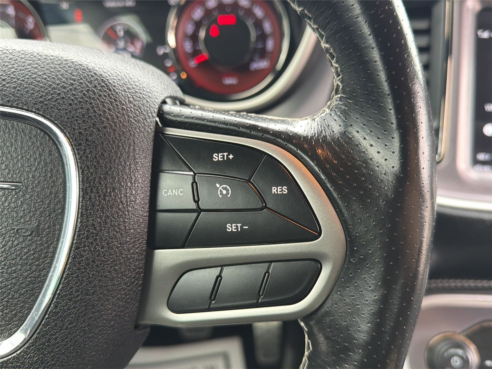 Used 2019 Dodge Challenger SRT Hellcat image 22