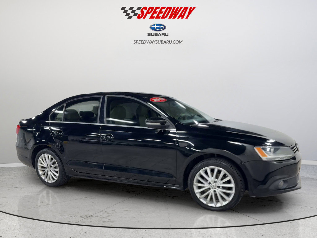 Used 2013 Volkswagen Jetta SEL FWD image 3