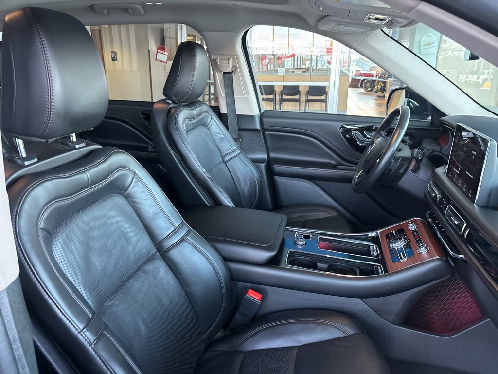 Used 2024 Lincoln Aviator Reserve image 31