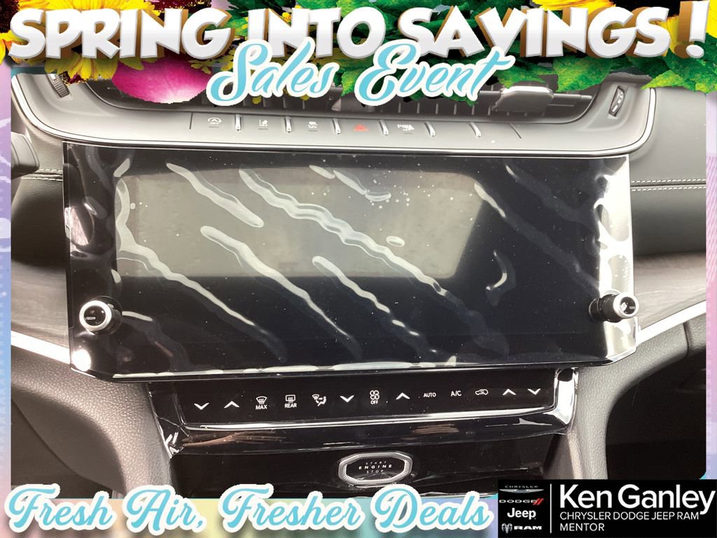 New 2026 Jeep Grand Cherokee L 4WD image 12