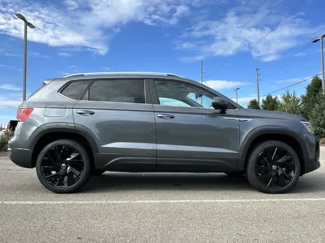 Used 2023 Volkswagen Taos SEL w/ Black Wheel Package AWD/4WD image 3