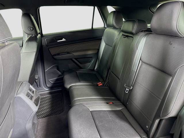 Used 2023 Volkswagen Atlas Cross Sport SE w/ Black Wheel Package image 24