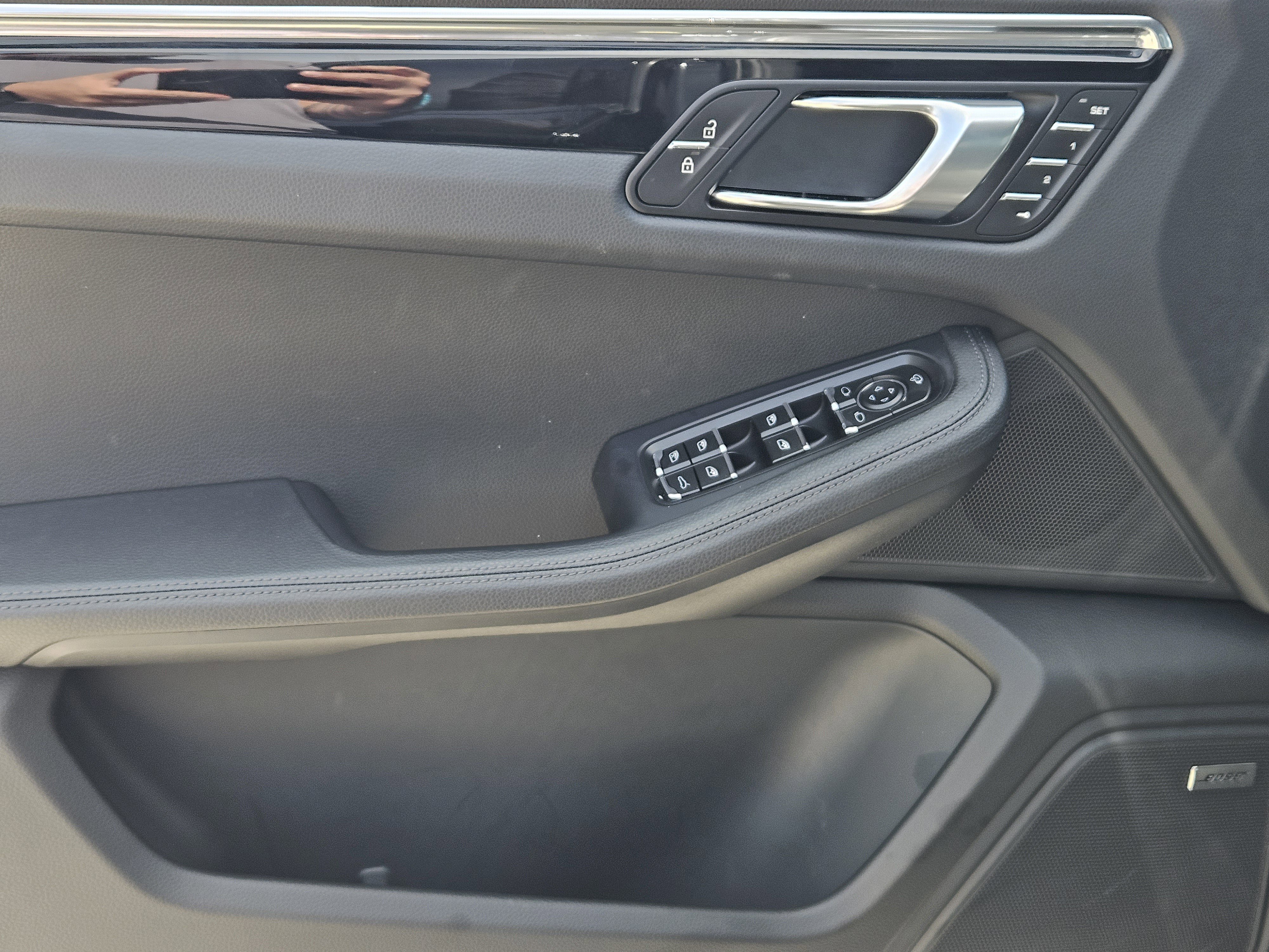 Certified 2026 Porsche Macan image 22
