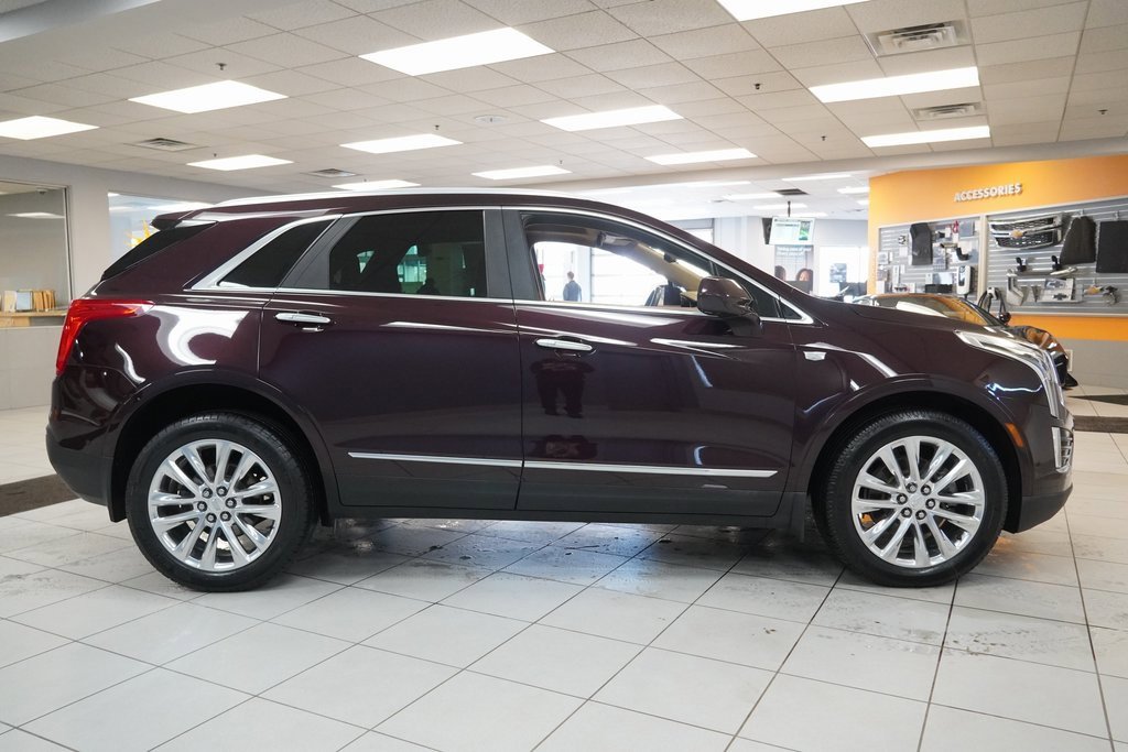 Used 2018 Cadillac XT5 Platinum w/ Driver Assist Package image 16