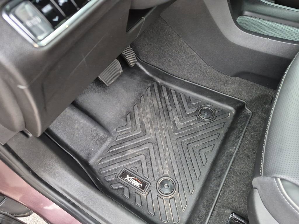 Used 2024 Buick Envision Avenir AWD/4WD image 20