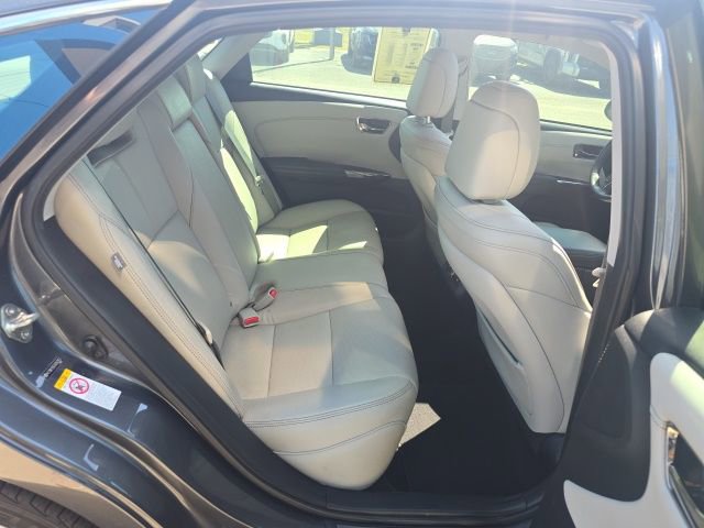 Used 2018 Toyota Avalon Limited FWD image 38