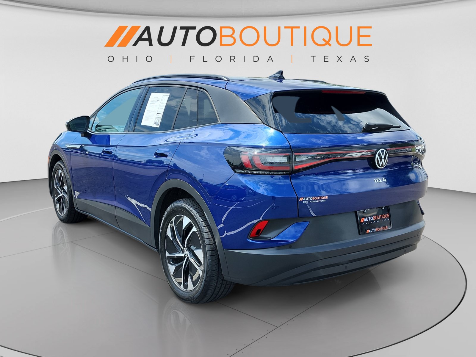 Used 2021 Volkswagen ID.4 Pro S w/ ID.4 Protection Package RWD image 3