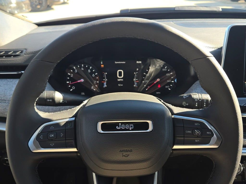 New 2026 Jeep Compass Latitude image 31