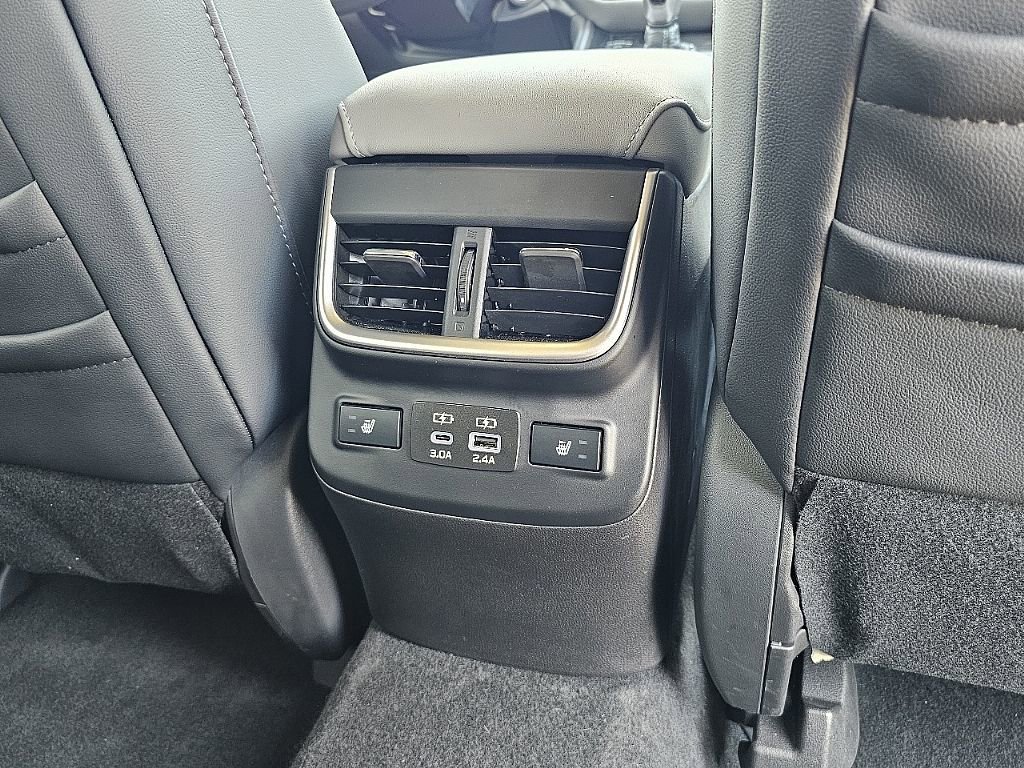 Used 2023 Subaru Outback Limited image 21