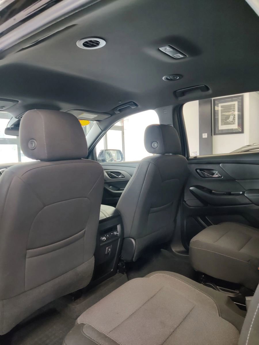 Used 2023 Chevrolet Traverse LT w/ LPO, Floor Liner Package image 15