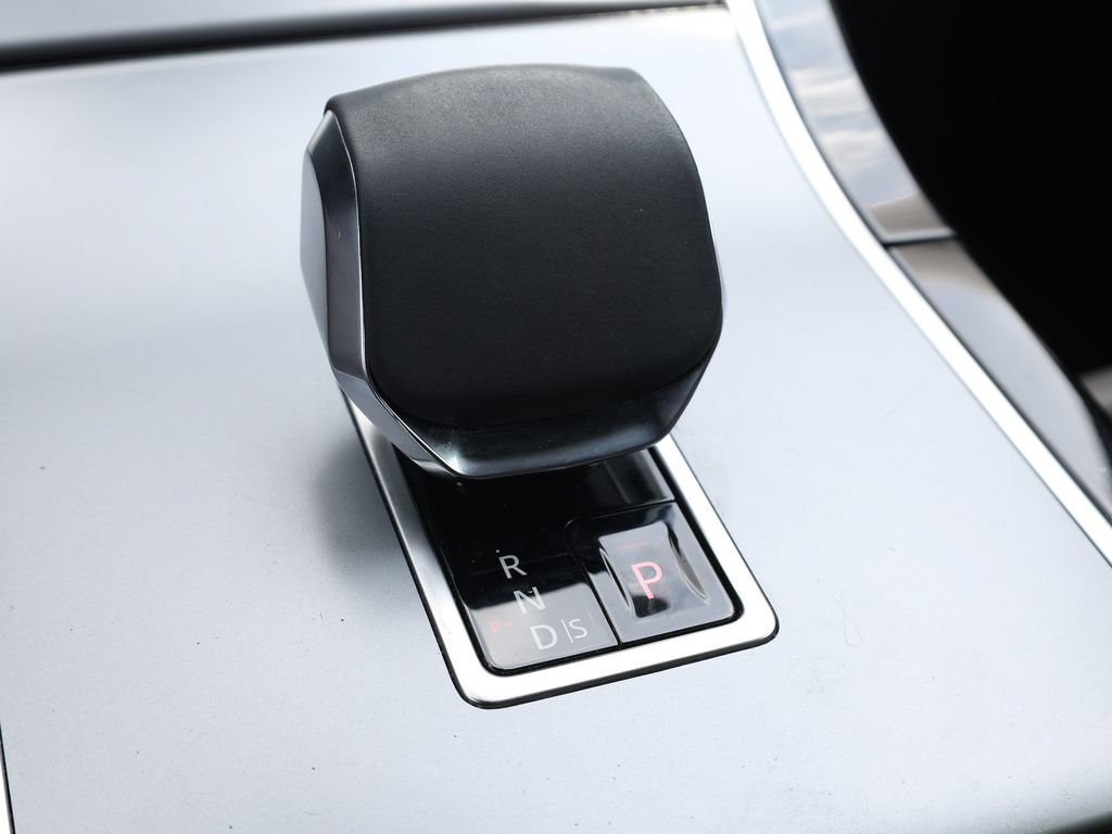 Used 2024 Land Rover Range Rover Evoque S AWD/4WD image 28
