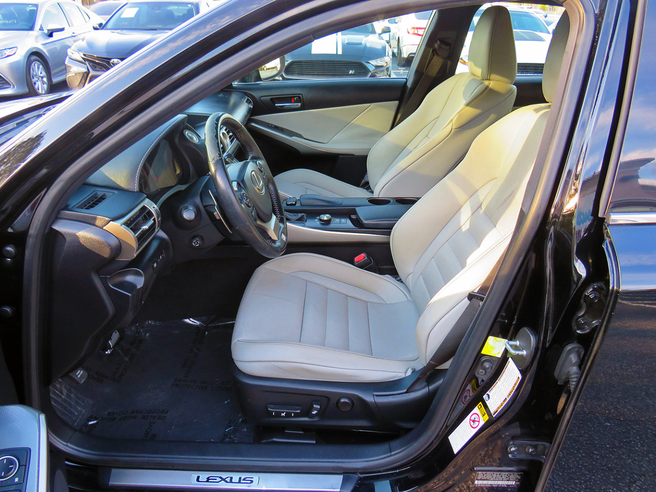 Used 2015 Lexus IS 350 w/ F-Sport Package image 11