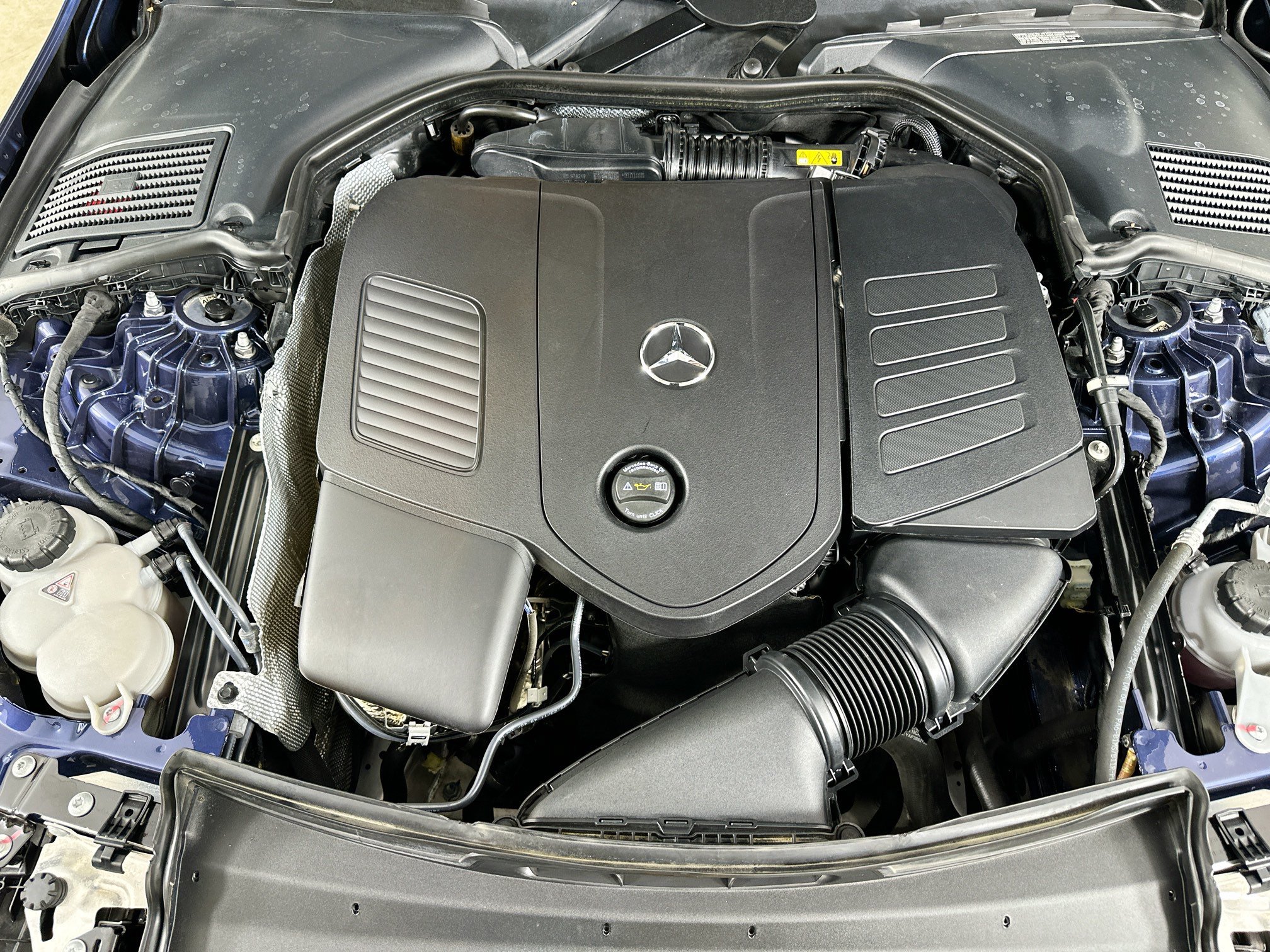 Certified 2024 Mercedes-Benz C 300 4MATIC Sedan image 37