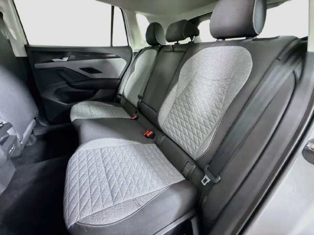 Used 2025 Volkswagen Tiguan S FWD image 24