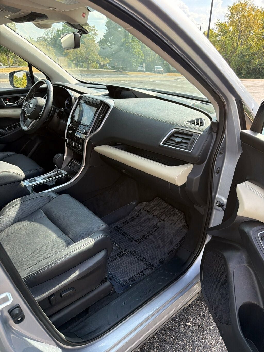 Used 2022 Subaru Ascent Limited AWD/4WD image 12