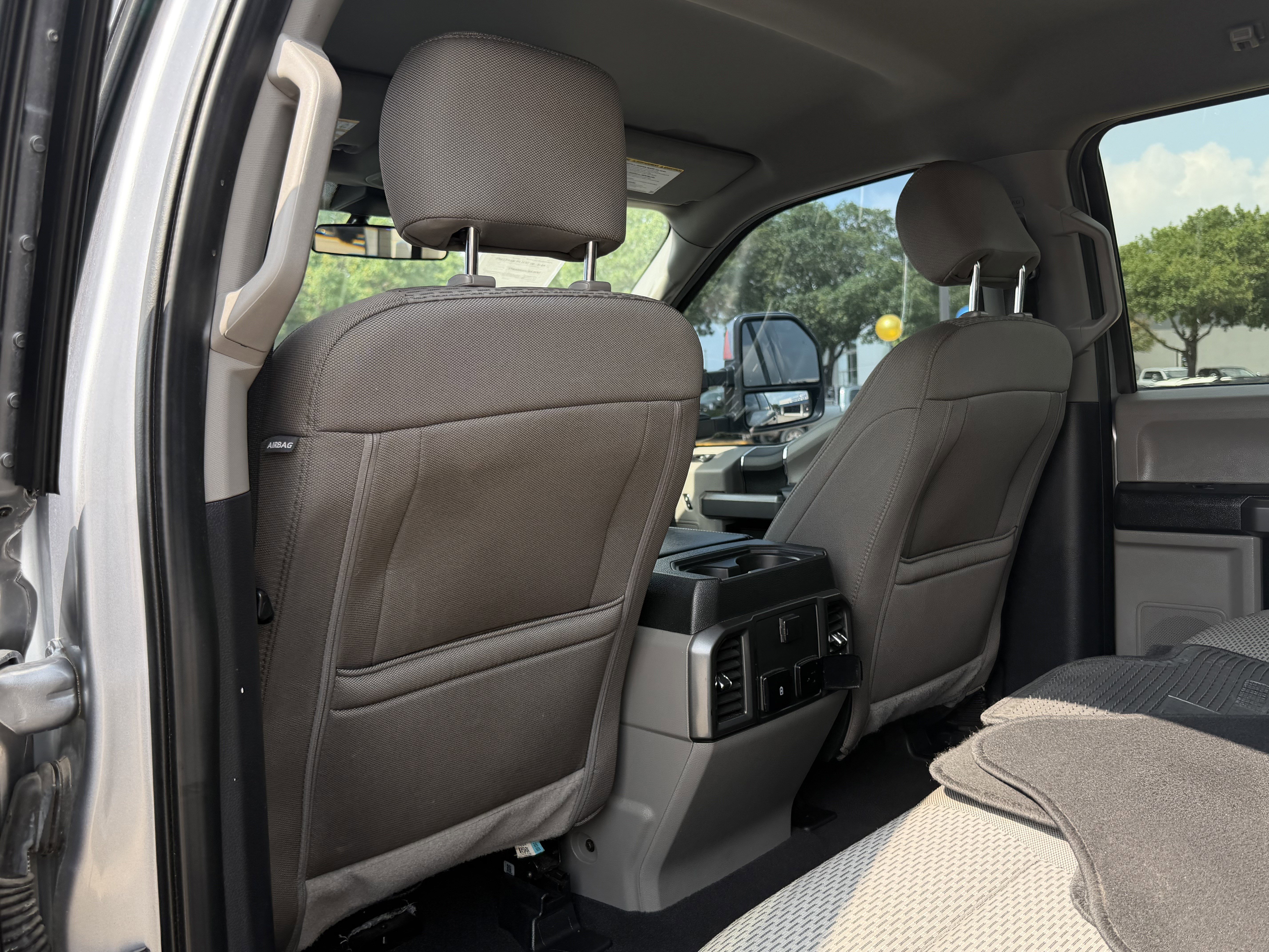 Used 2020 Ford F250 XLT w/ Tremor Off-Road Package AWD/4WD image 13