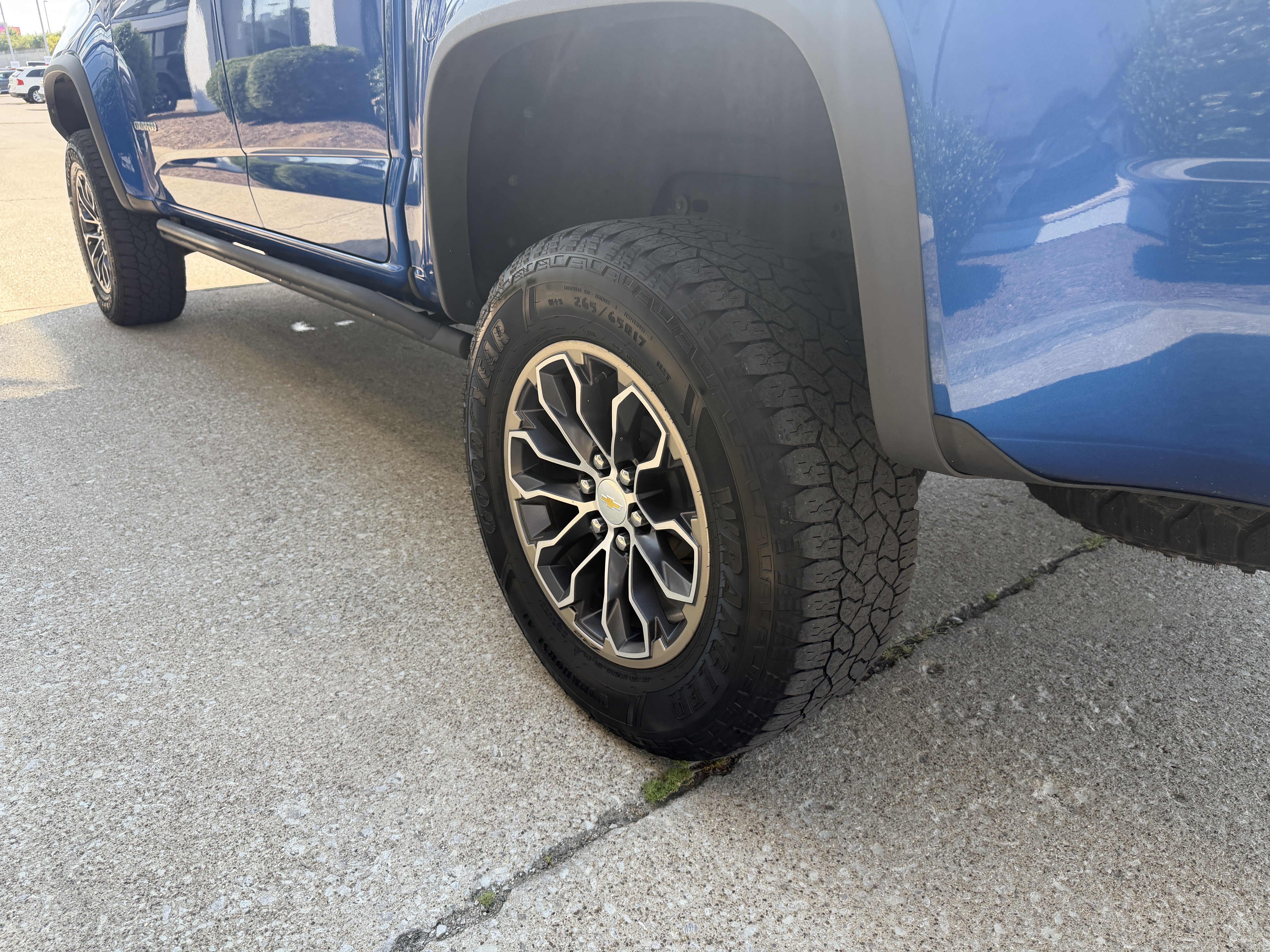 Used 2018 Chevrolet Colorado ZR2 AWD/4WD image 12