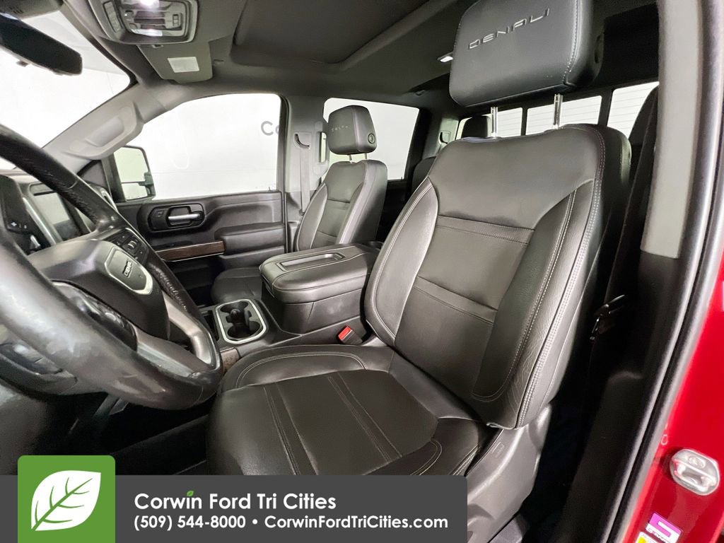 Used 2021 GMC Sierra 3500 Denali w/ Denali Ultimate Package image 24
