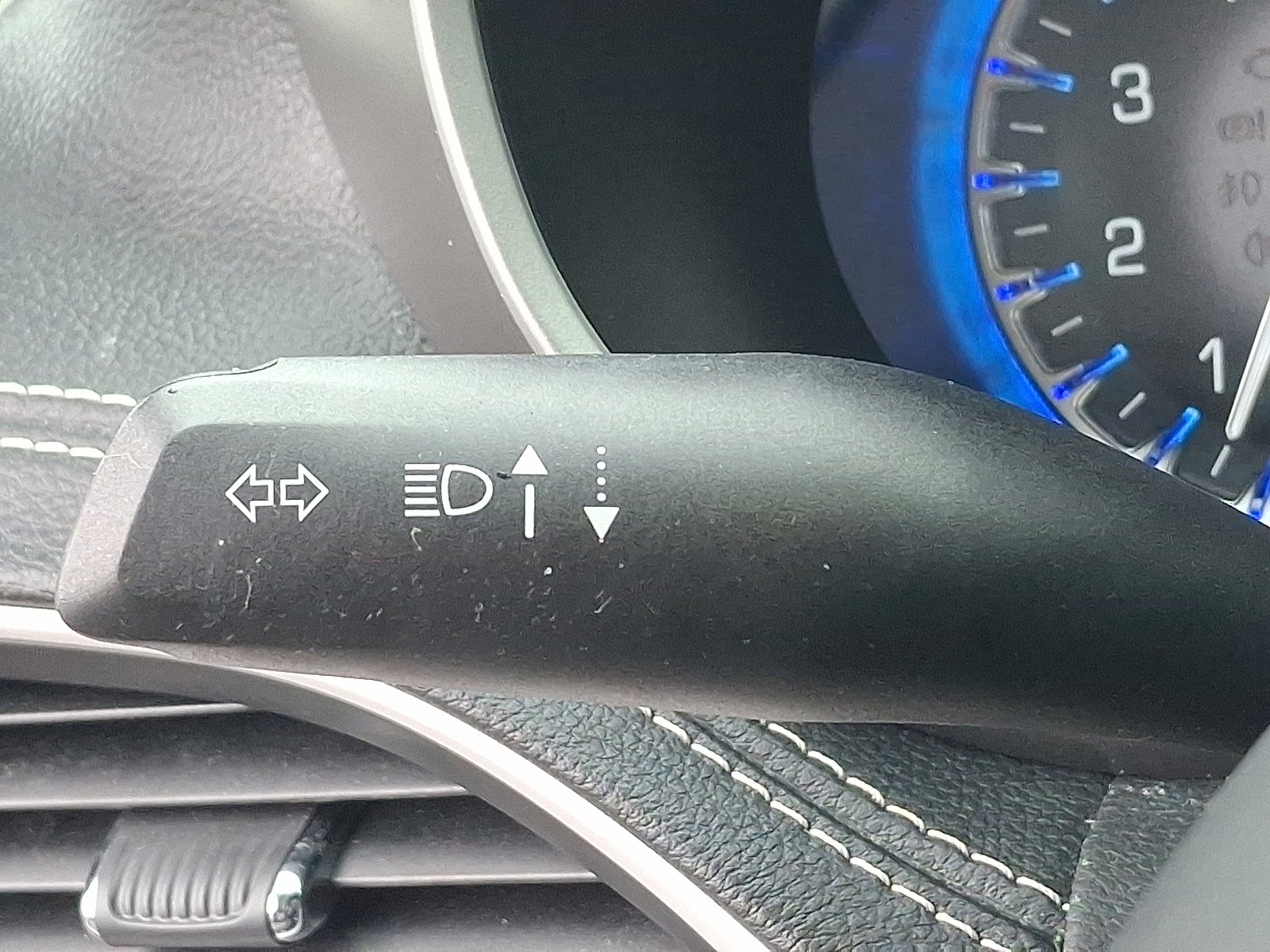 Certified 2023 Chrysler Pacifica Touring-L image 26