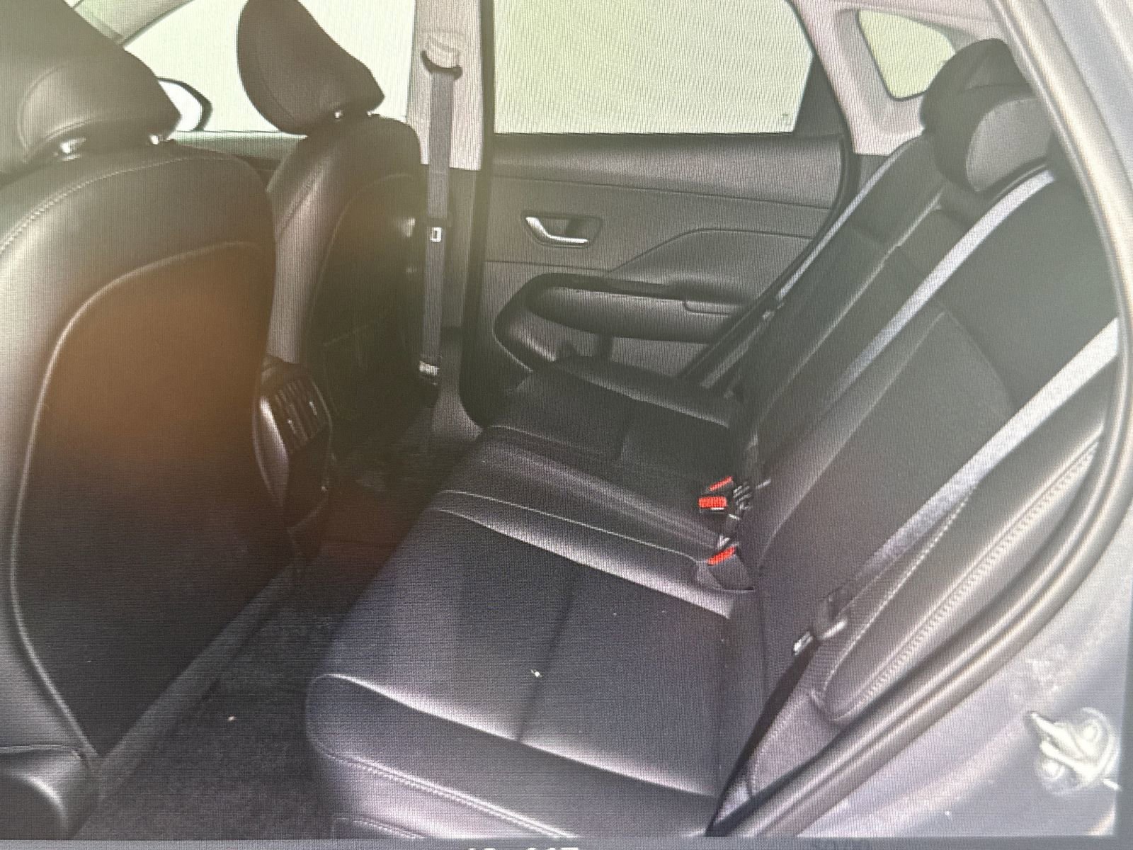 Used 2025 Hyundai Kona Limited FWD image 7