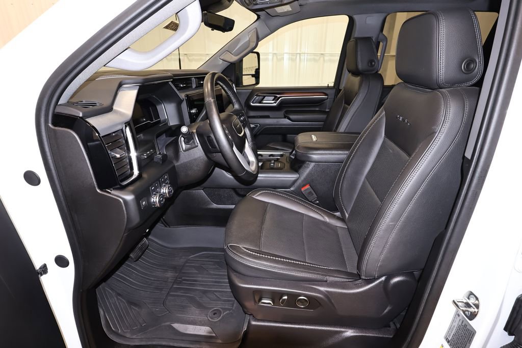 Used 2024 GMC Sierra 2500 Denali w/ Denali Reserve Package image 14