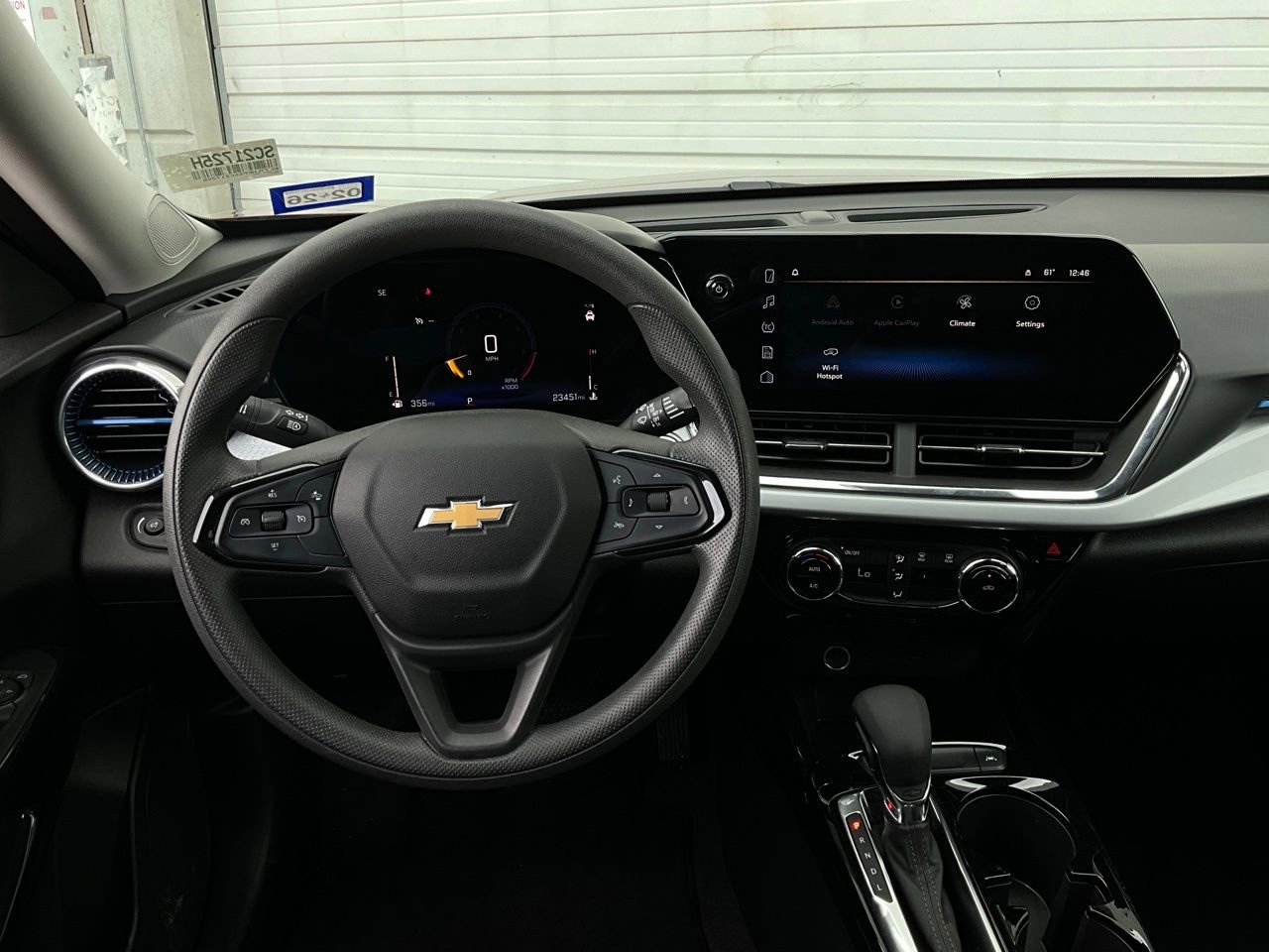 Used 2025 Chevrolet Trax LT image 13