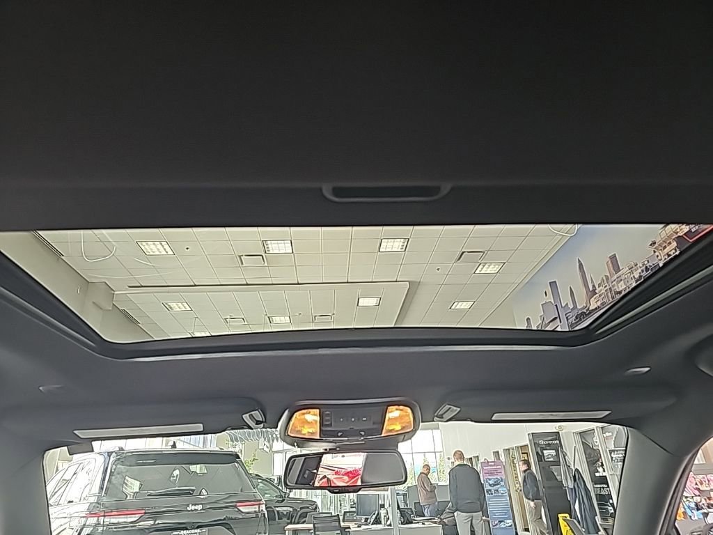 Certified 2023 Dodge Charger Scat Pack w/ Plus Group image 3