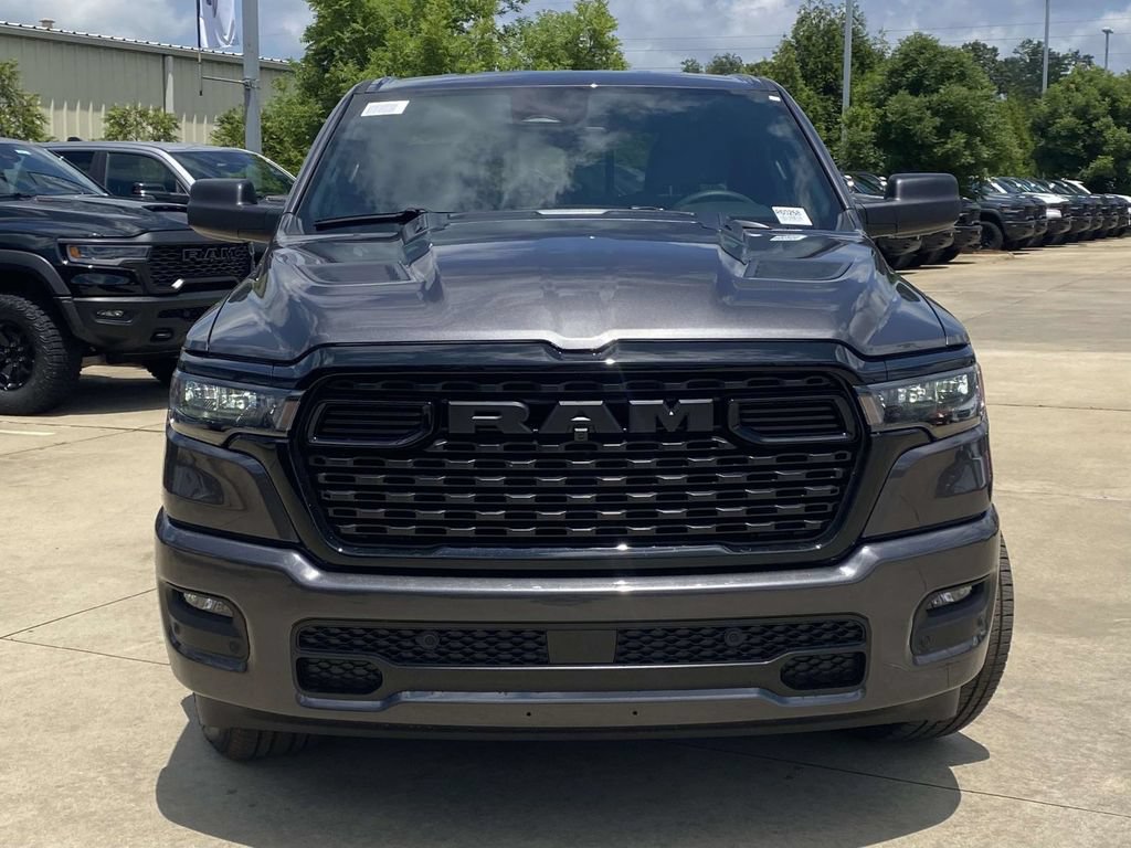 New 2026 RAM 1500 Express AWD/4WD image 32