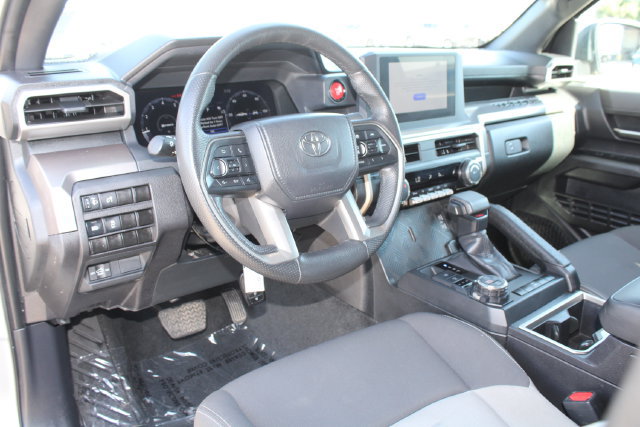 Used 2024 Toyota Tacoma TRD Off-Road AWD/4WD image 19