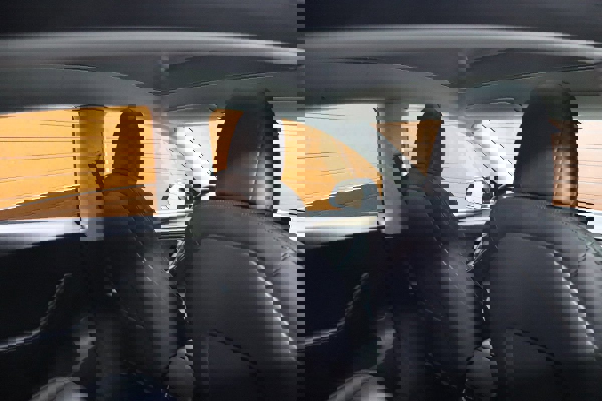 Used 2022 Tesla Model Y Long Range image 50