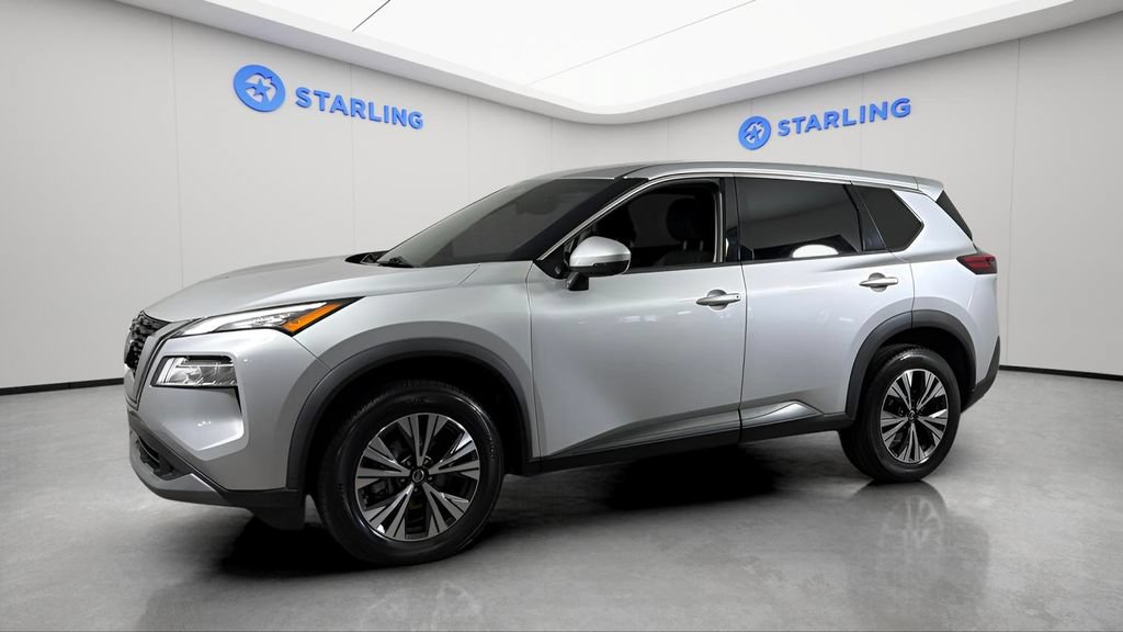 Used 2021 Nissan Rogue SV FWD image 2