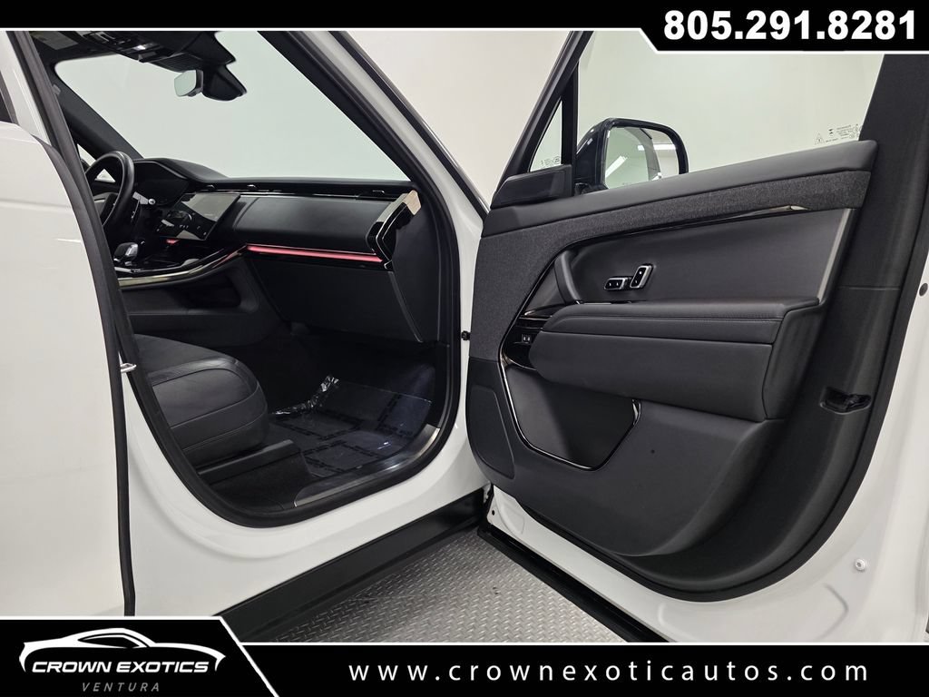 Used 2024 Land Rover Range Rover Sport Dynamic SE AWD/4WD image 14