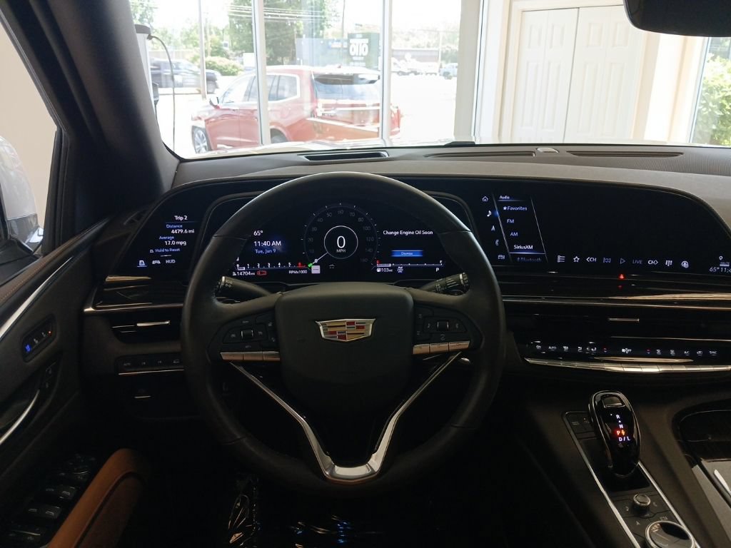Certified 2023 Cadillac Escalade Premium Luxury AWD/4WD image 20