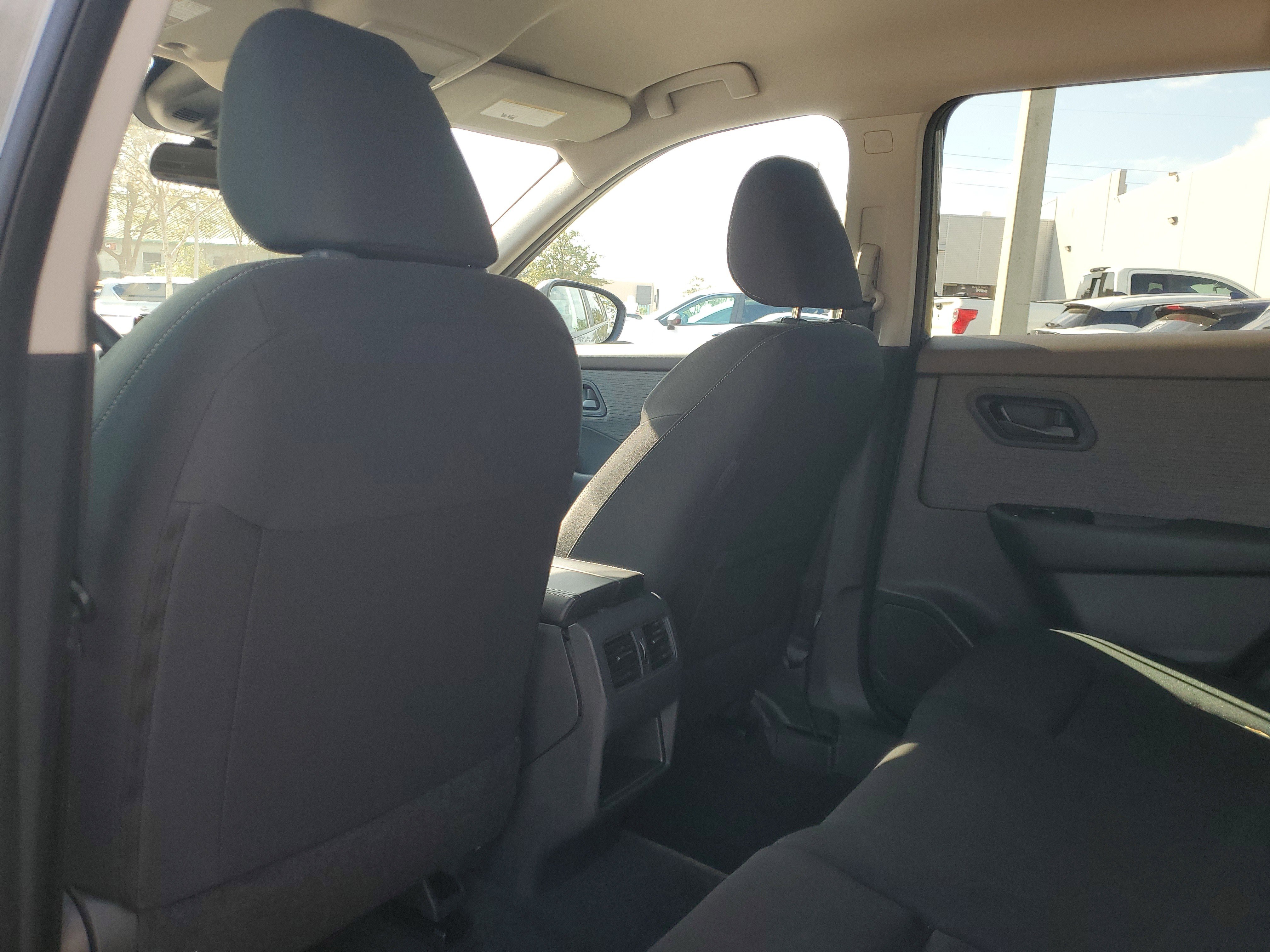 Certified 2023 Nissan Rogue S image 18